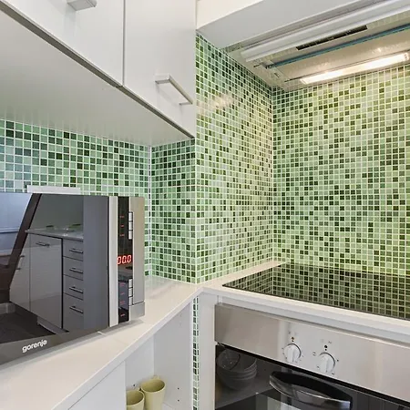 Appartamento Bmyguest - Fado Central *