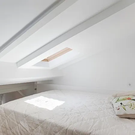 Apartment Bmyguest - Fado Central Apartments