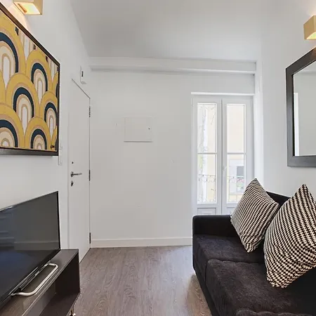 Apartment Bmyguest - Fado Central Apartments *