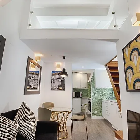 Appartamento Bmyguest - Fado Central
